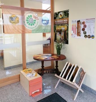 ŠENTJURSKI ČEBELARJI OBELEŽILI SVETOVNI DAN ČEBEL 1